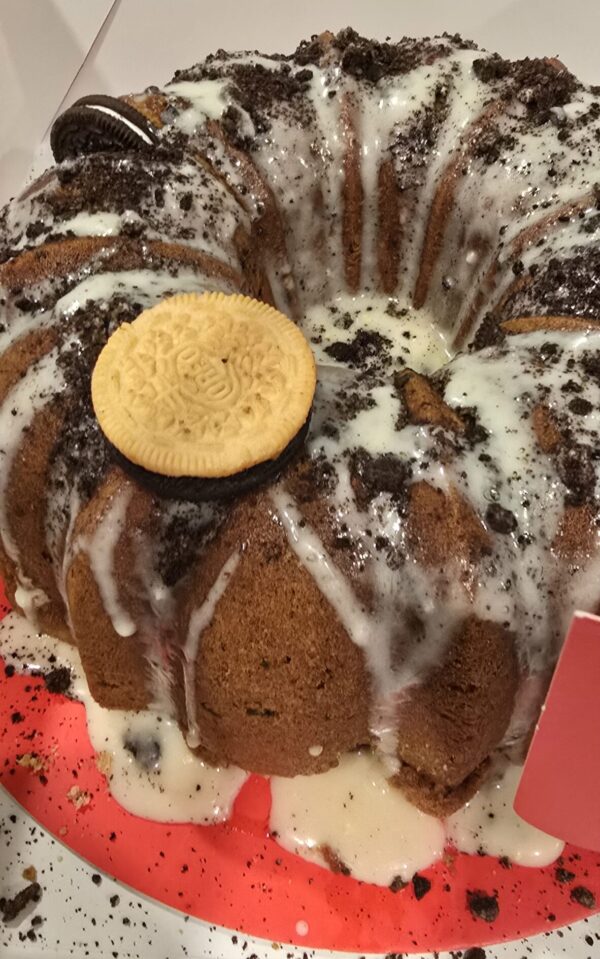 Cookies and Cream Cake